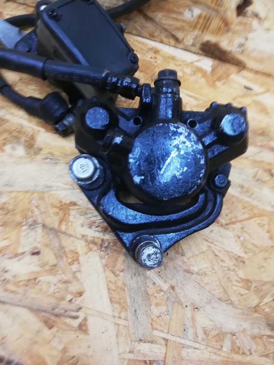 即配可 HONDA CB250T/CB400T 純正フロントブレーキキャリパー マスター