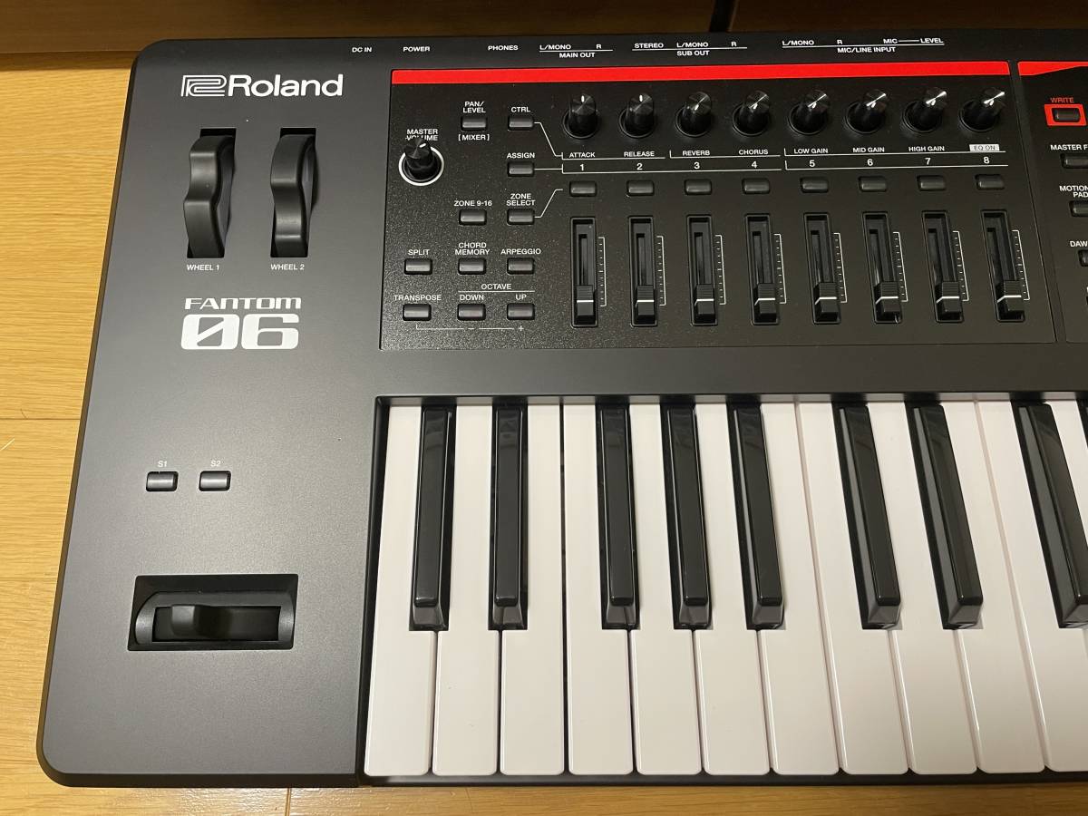 Roland FANTOM 06 ソフトケース付（専用ソフトケース付］Roland FANTOM 