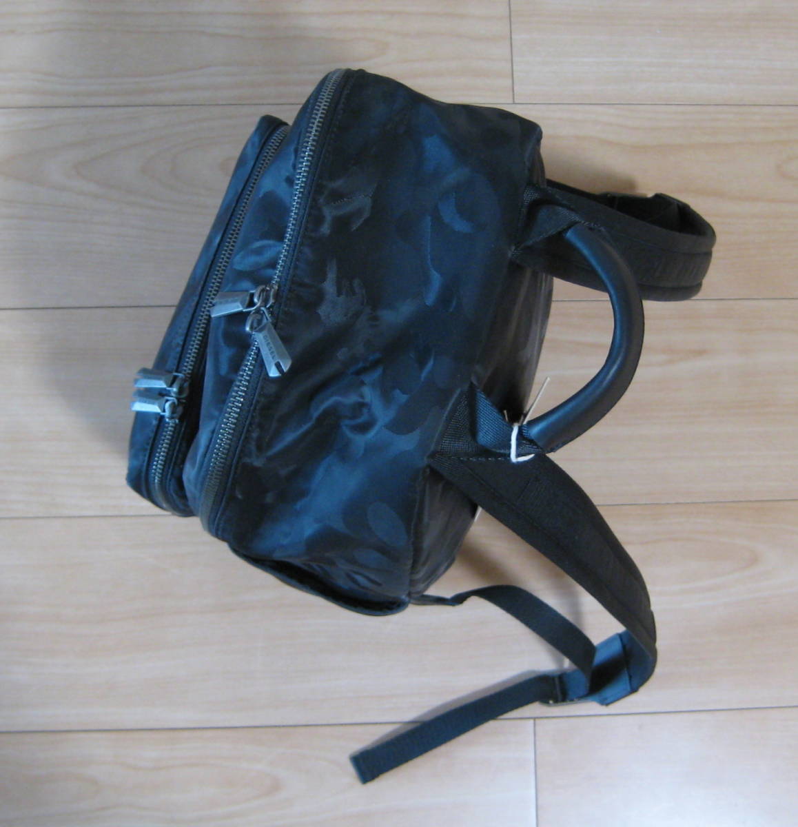 ☆新品 DIESEL ディーゼル リュックサック / バックパック 迷彩柄