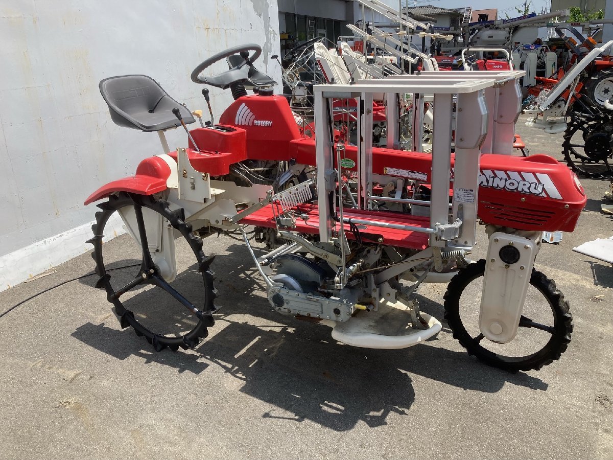 岡山発】みのる田植機RM41 条間33cm 4条植え(車体)｜売買された 