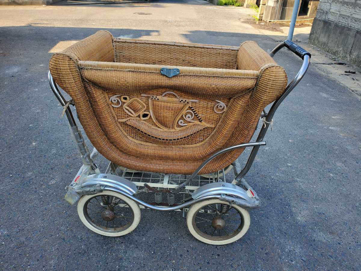 引き取り限定 special 昭和レトロ乳母車(木工、竹工芸)｜売買された