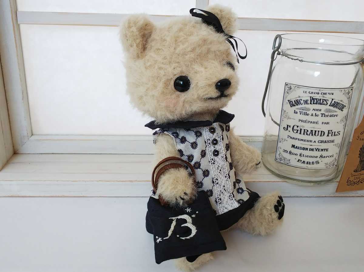 ぬいぐるみ Little Pokke ♪テディベア、くまぬいぐるみ、ワンピースハンドメイド