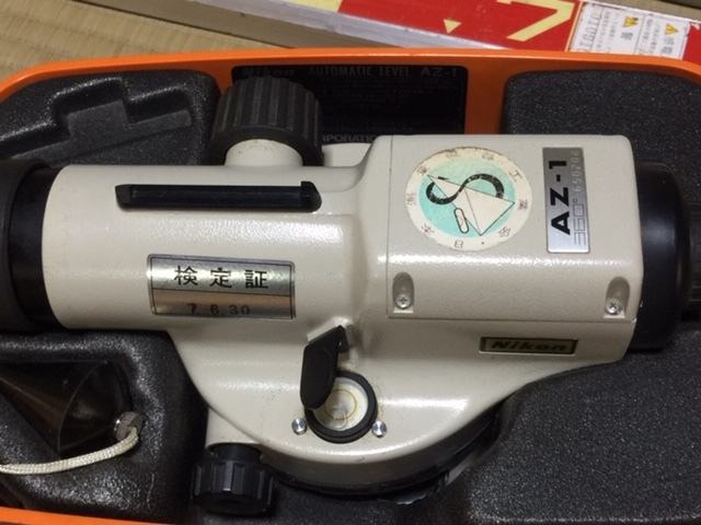 ニコン AZ1三脚付き