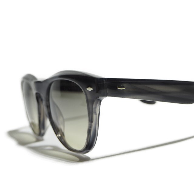 J6664P　▼OLIVER PEOPLES オリバーピープルズ × BRUNELLO CUCINELLI ブルネロクチネリ▼　21AW OV5473SU Nino サングラス グレー rb mks OLIVER PEOPLES オリバーピープルズ 正規販売店 1003L oomiya和歌山