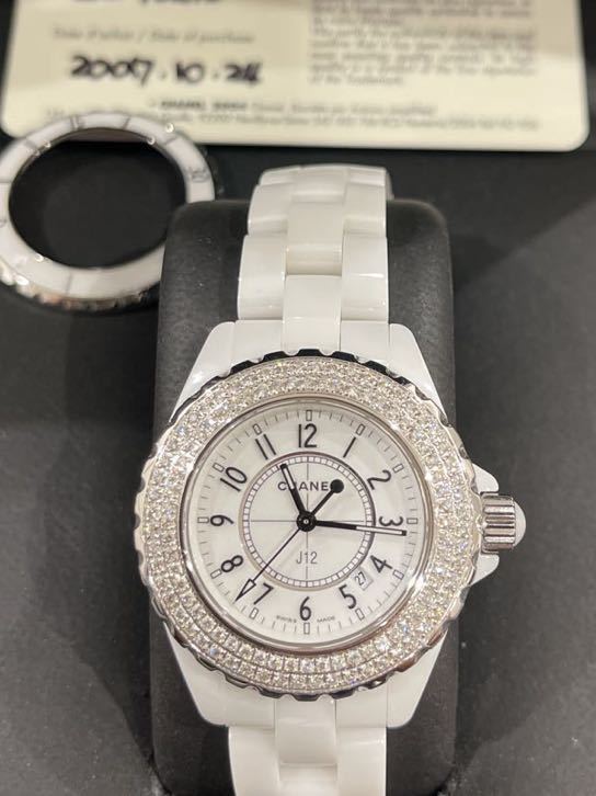 新品同様 ダイヤベゼル CHANEL J12 33ミリ ホワイト白 H0968 1年保証 