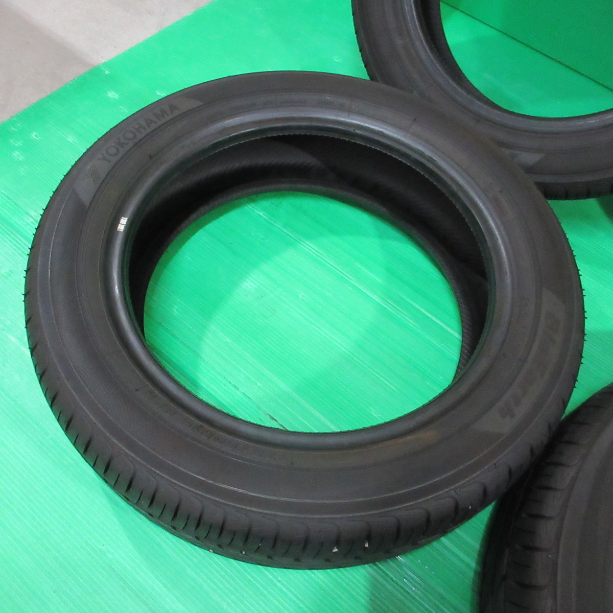 夏タイヤ 175/60R16 2021年 低燃費 バリ山 80%-90%山 ヨコハマタイヤ