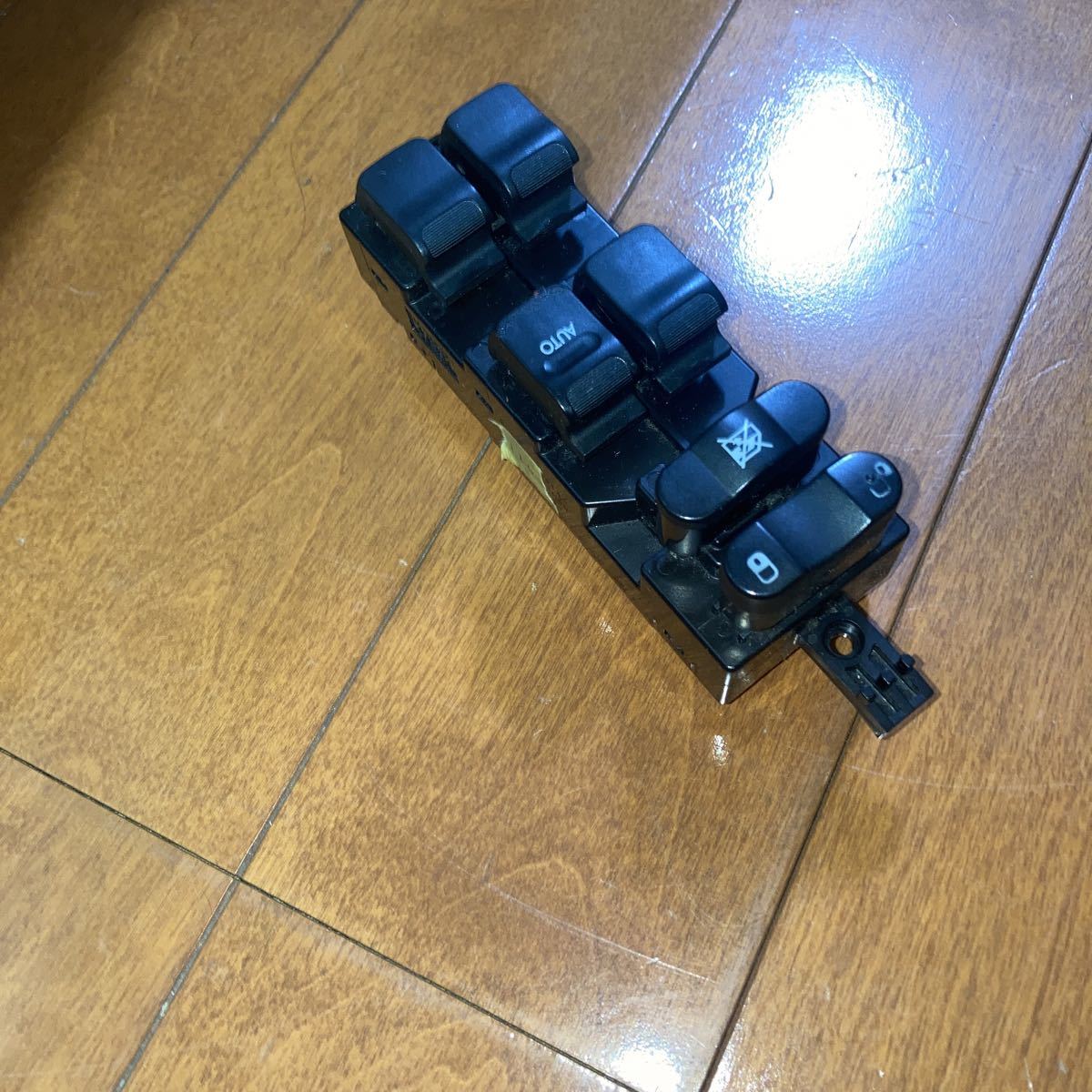 R2 スバル 純正 セール 銀座 0 即決 スバル R2 RC1/2 純正 パワーウインドスイッチ 126 作動確認済み
