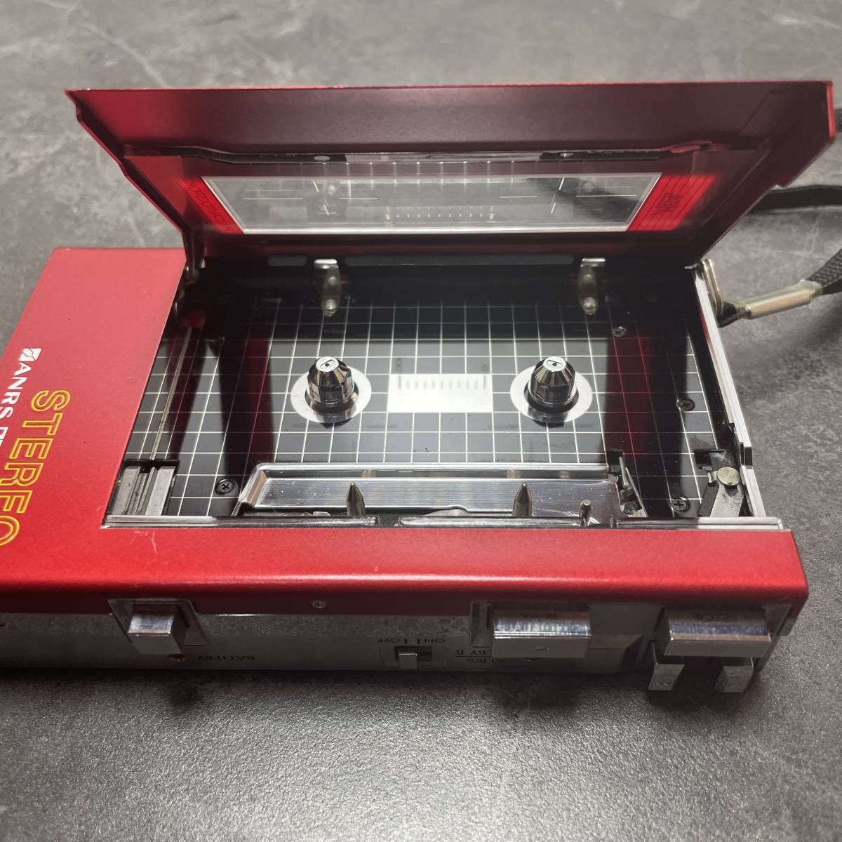 ☆Victor ステレオカセットプレーヤー CQ-1 ジャンク品 (中古品