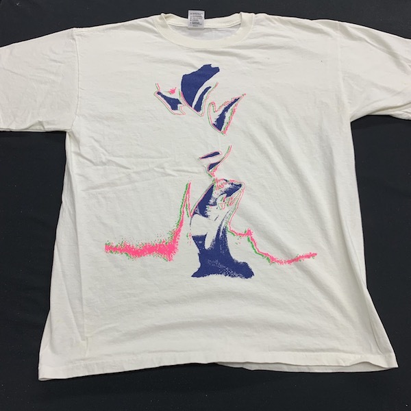 人気，セール My Bloody Valentine Tシャツ 90s ヴィンテージ ビッグプリント マイブラ GLIDER LOVELESS ロックT バンドT(Tシャツ)｜売買されたオークション情報、yahooの商品情報をアーカイブ公開 - オークファン Tシャツ