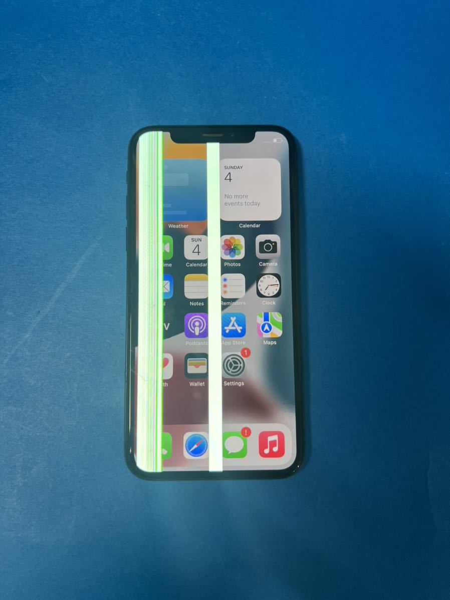 ジャンク［JUNK］ SIMロック解除済 iPhone X 64GB ソフトバンク白ロム