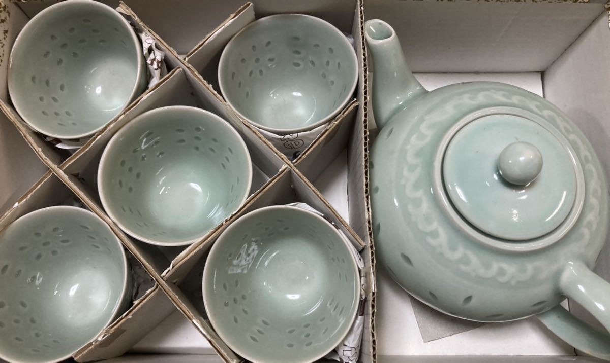 中国美術 青釉 碗 茶道具(ZE746) 逸品 中国龍泉 青磁蛍手茶碗セット 水注 影青 青釉 青白磁 中国美術