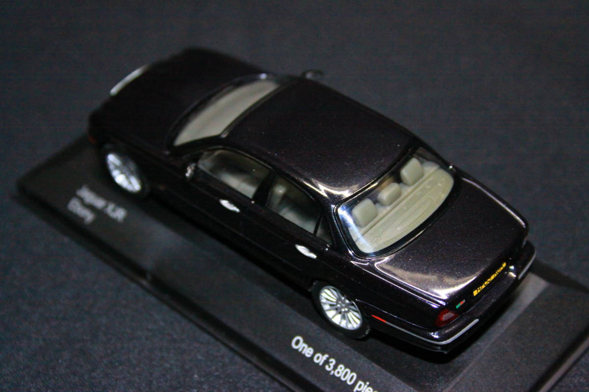 未開封!】Ж 未使用! 1/43 JAGUAR X350 XJR Vanguards CORGI