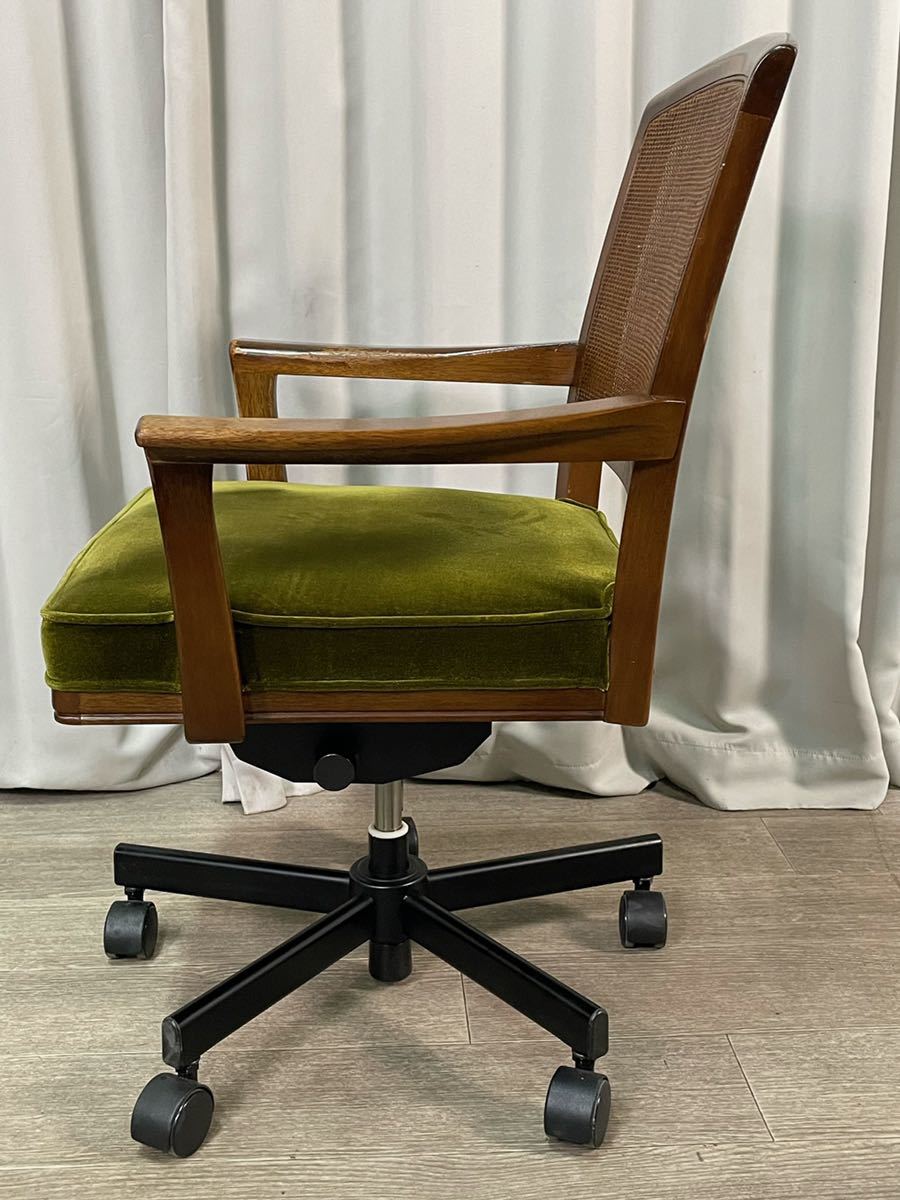 マルニ 地中海 デスクチェア アームチェア キャスター付き モケット