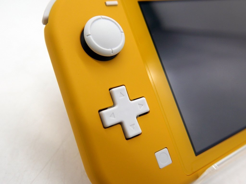 Nintendo すばらしく Switch Lite イエロー 充電器なし