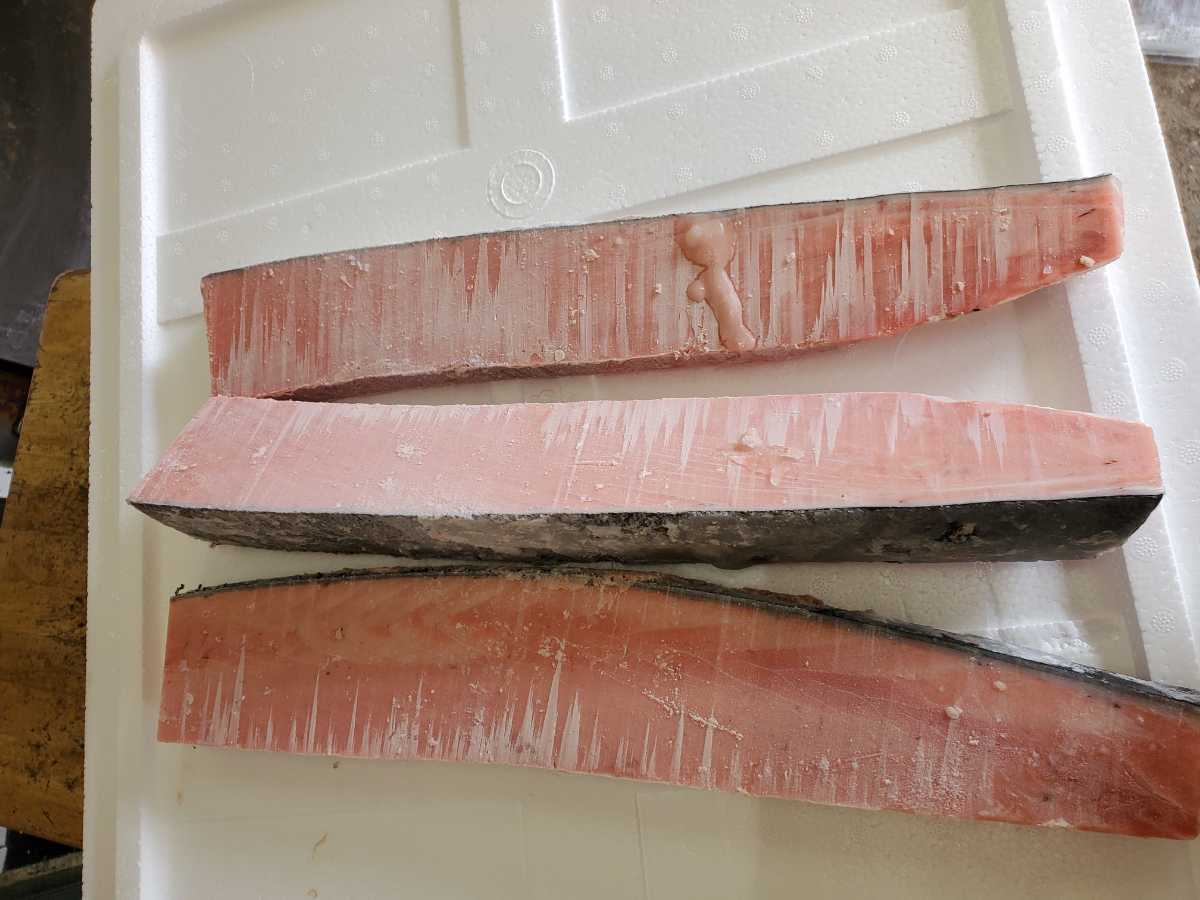 驚きの破格値，新作登場 本まぐろ大トロ２キロさく 写真1枚目が２キロ ねー(大トロ)｜売買されたオークション情報、yahooの商品情報をアーカイブ公開 - オークファン クロマグロ