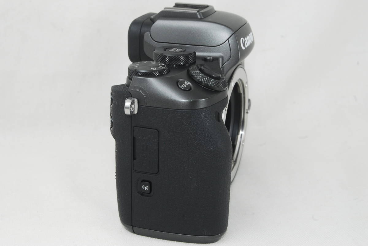 ☆良品☆Canon キャノン ミラーレス一眼カメラ EOS M5 ボディ 予備
