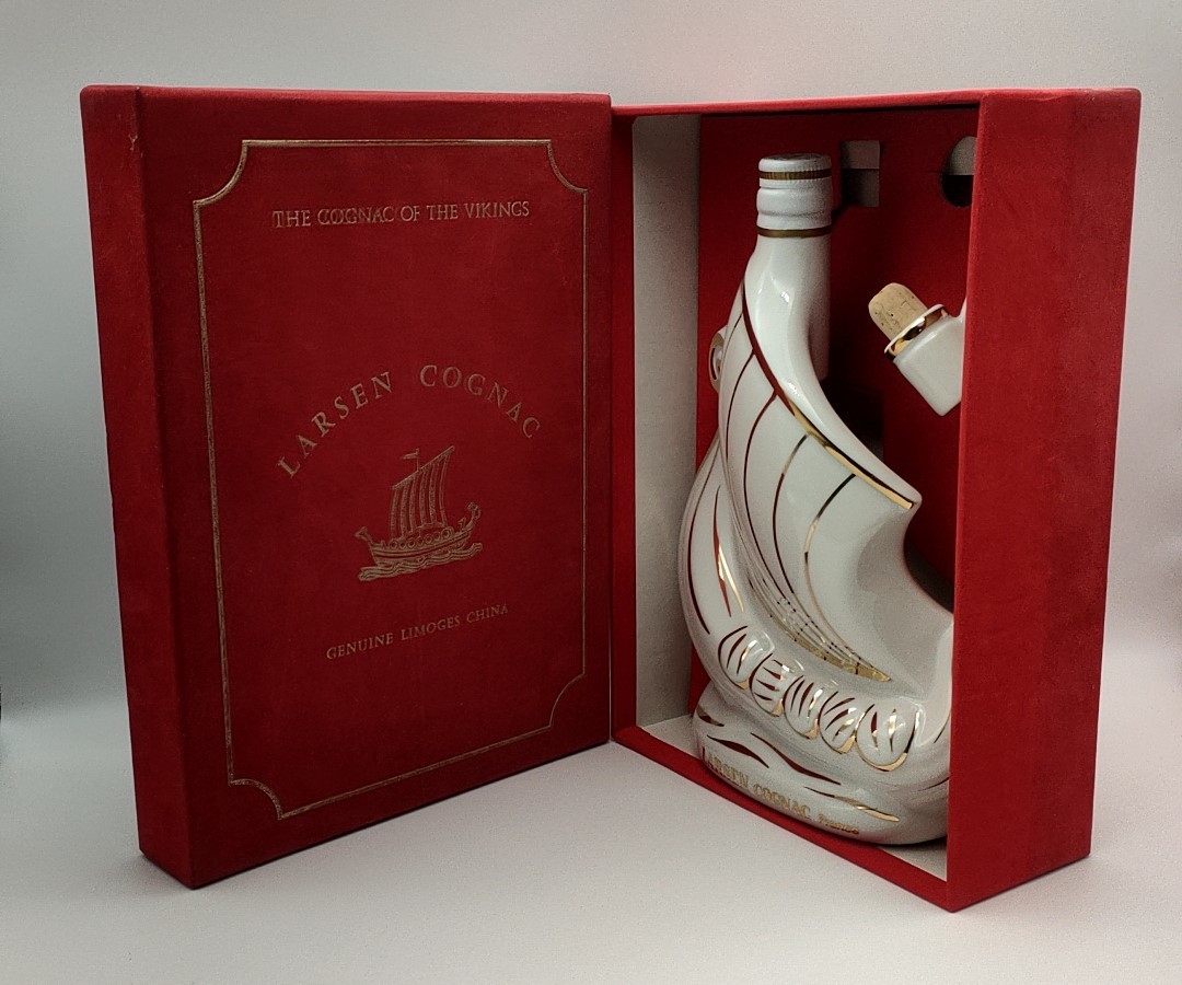 ラーセン LARSEN コニャック ブランデー シップ 陶器ボトル