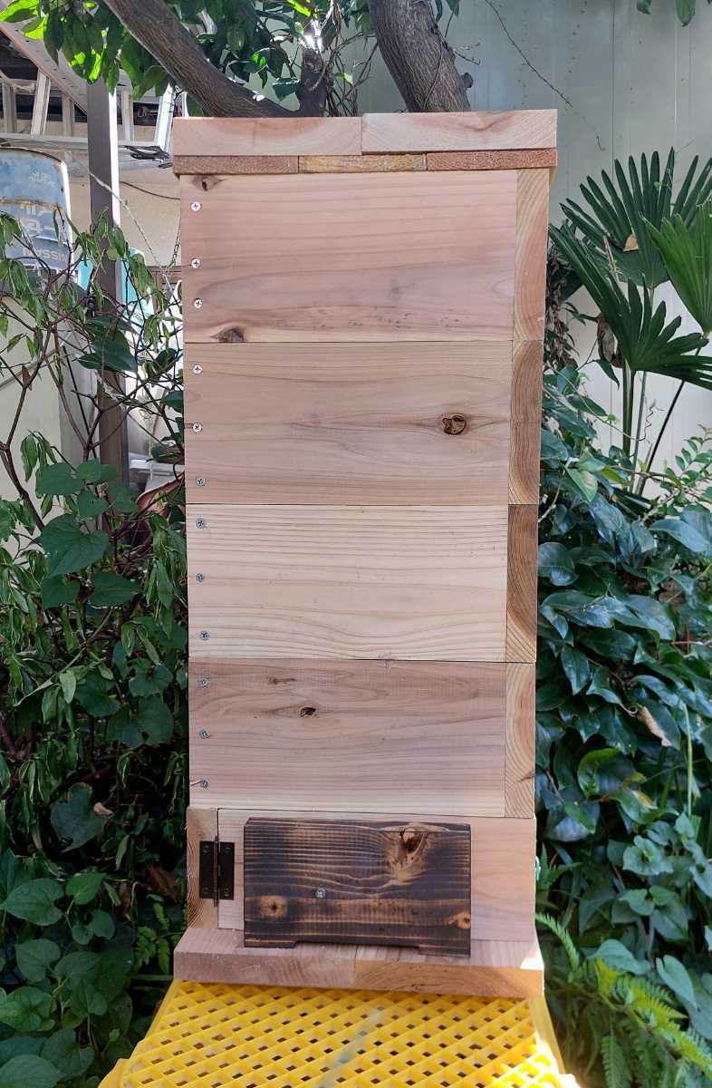 重箱式巣箱4段セット 日本蜜蜂巣箱 重箱式 基台+重箱4段 【公式通販】