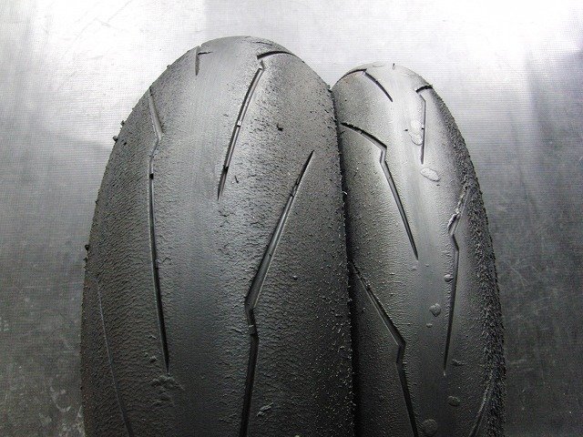 中古前後セット!ピレリ◎スーパーコルサ V3. 120/70ZR17. 180/55ZR17