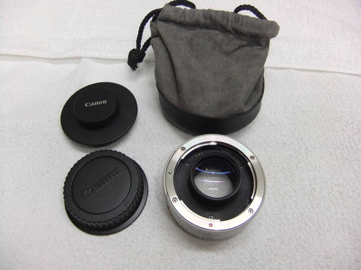 Canon キヤノン EXTENDER EF1.4X III【美品】ケース付き Canon キヤノン エクステンダー EXTENDER EF 1.4X ケース付 キヤノン