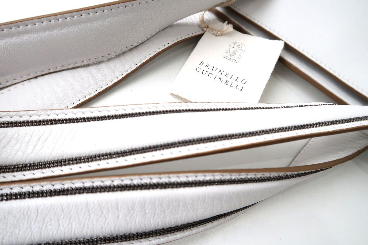 新品タグ付き 超美品 ブルネロクチネリ トートバッグ ブリーフケース ショルダーバッグ レザー モニーレ飾り メンズ 女性 BRUNELLOCUCINEL BRUNELLO トートバッグ（ブランドブルネロクチネリ）（レディース CUCINELLI（トートバッグ）のフリマアイテム一覧 ブルネロクチネリ（バッグ・小物・ブランド雑貨）の通販 レディース |