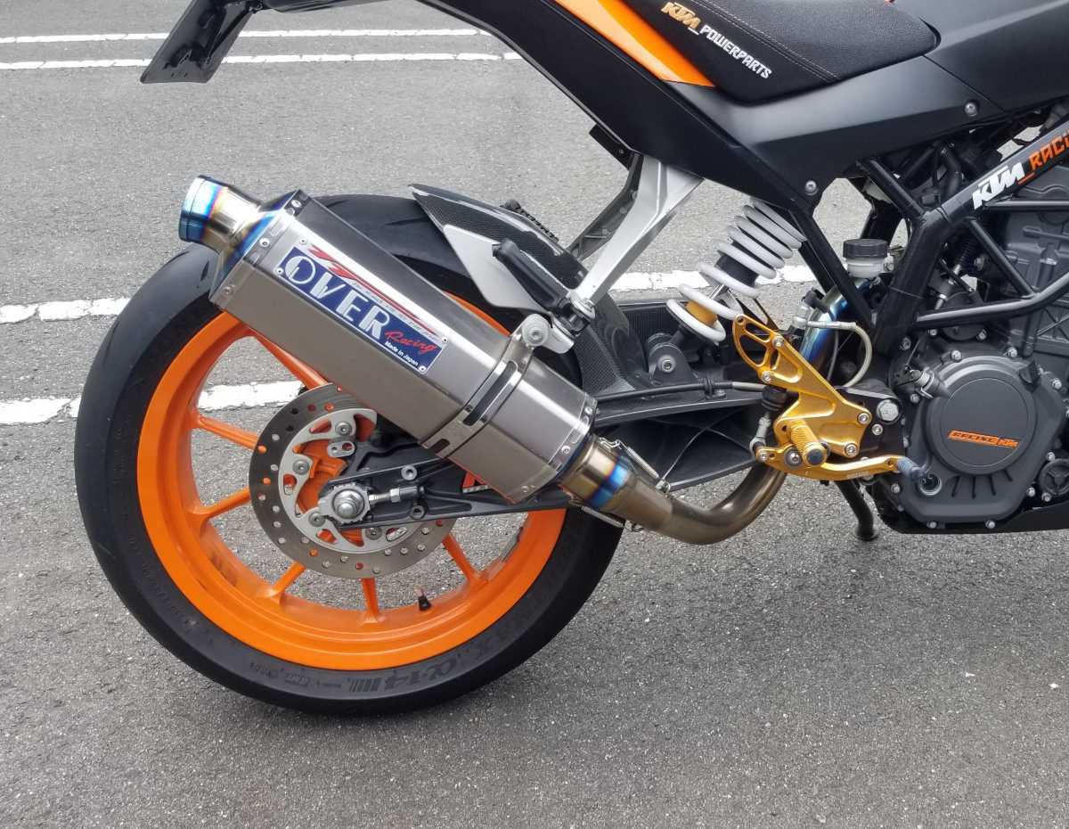 KTM DUKE200 26馬力130kg！マフラー定価10万オーバー KTM 200 duke用 OVERレーシング スリップオンマフラー(マフラー)｜売買
