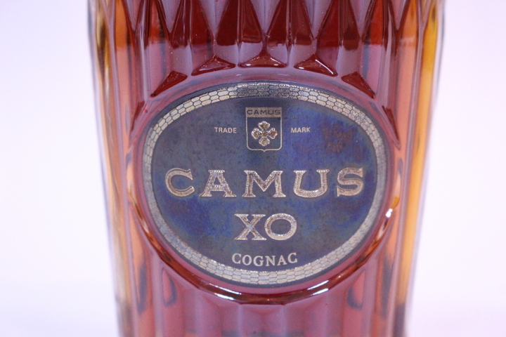p-432 未開栓古酒 カミュ XO ロングネック コニャック 700mL 【公式通販】