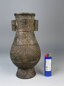 青銅 花瓶のYahoo!オークション(旧ヤフオク!)の相場・価格を見る
