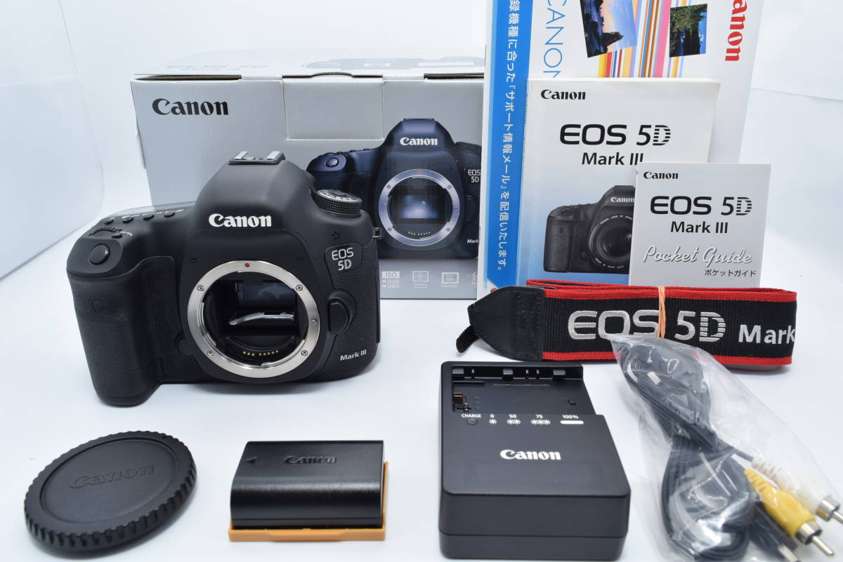 ☆極上品！ショット数5633！元箱付☆Canon EOS 5D Mark III ボディ