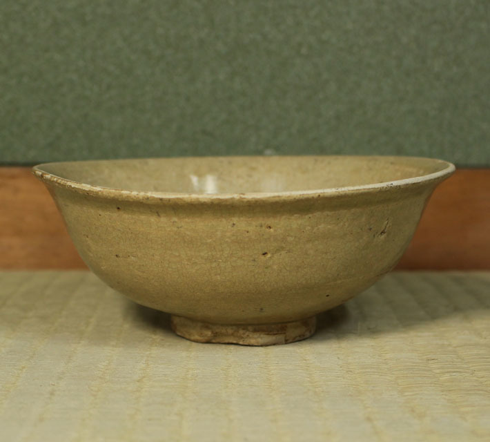 湖田窯 宋代 | 入蘆花（ロカニイル） 影青磁碗（960–1279CE） 秘蔵品