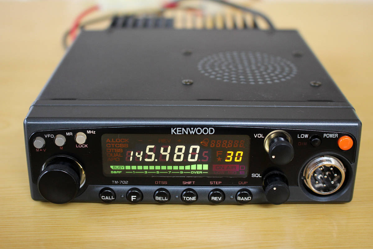 KENWOOD TM-702D 144/430MHz トランシーバー 本体 KENWOOD TM-702D 144⁄430MHz TM-702 + FM Kenwood トランシーバー