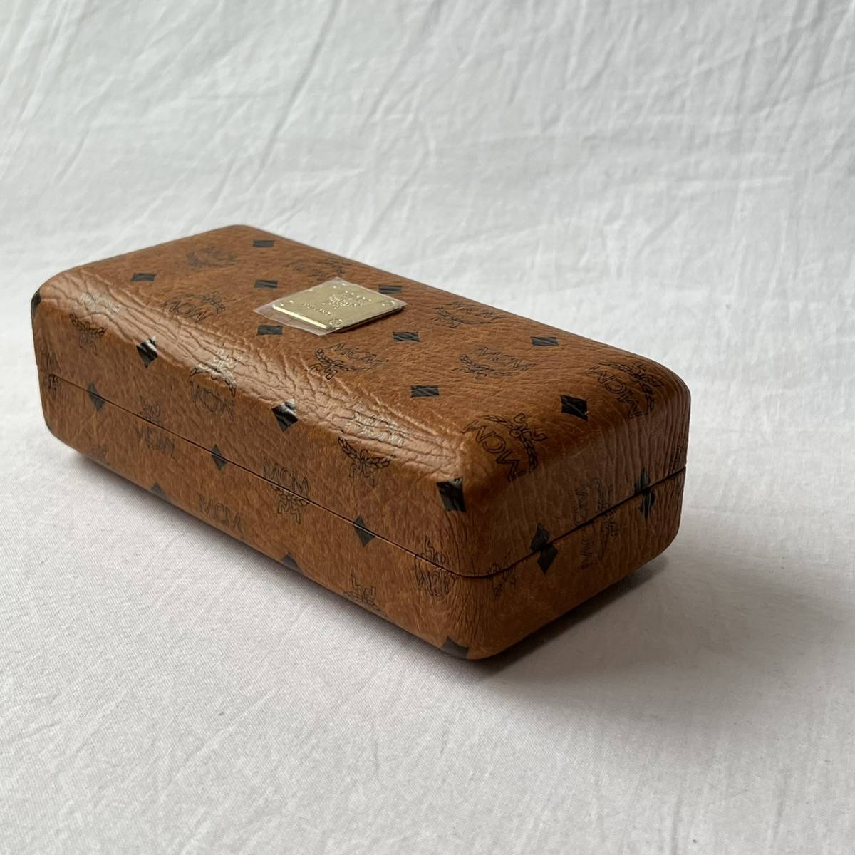 新品同様◇MCM エムシーエム 眼鏡ケース メガネ サングラス ハード