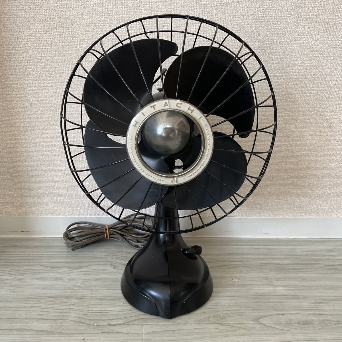 HITACHI 扇風機 M-6034D 昭和レトロ アンティーク レトロ扇風機 黒 