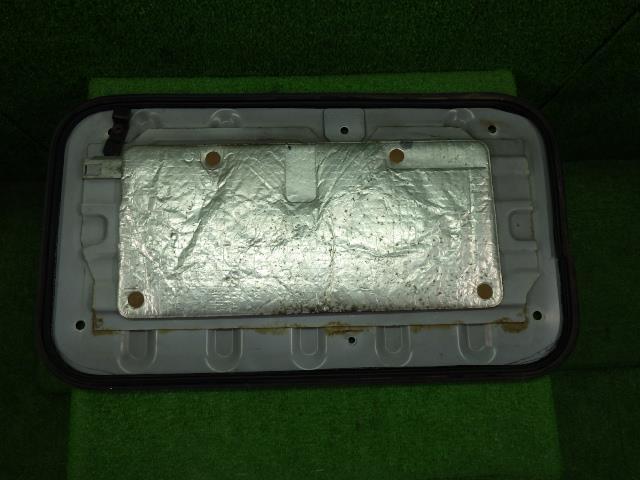 ハイゼット EBD-S211P W09/白 荷台のエンジンフード/ 66401-97501 8150