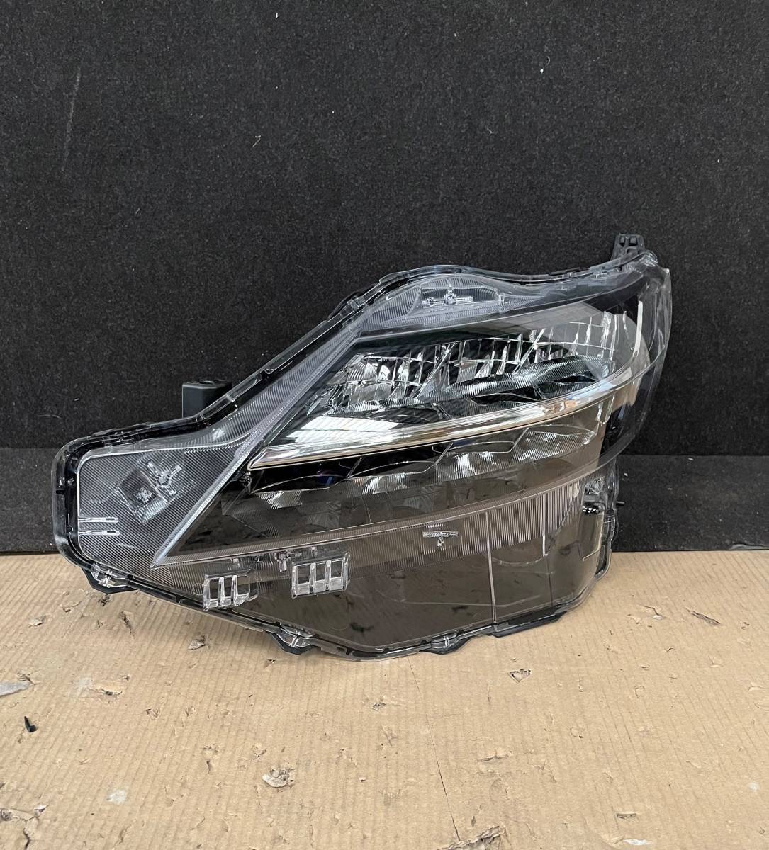 B21A 日産 B44A デイズルークス 左 ルークス ハイウェイスター LED 