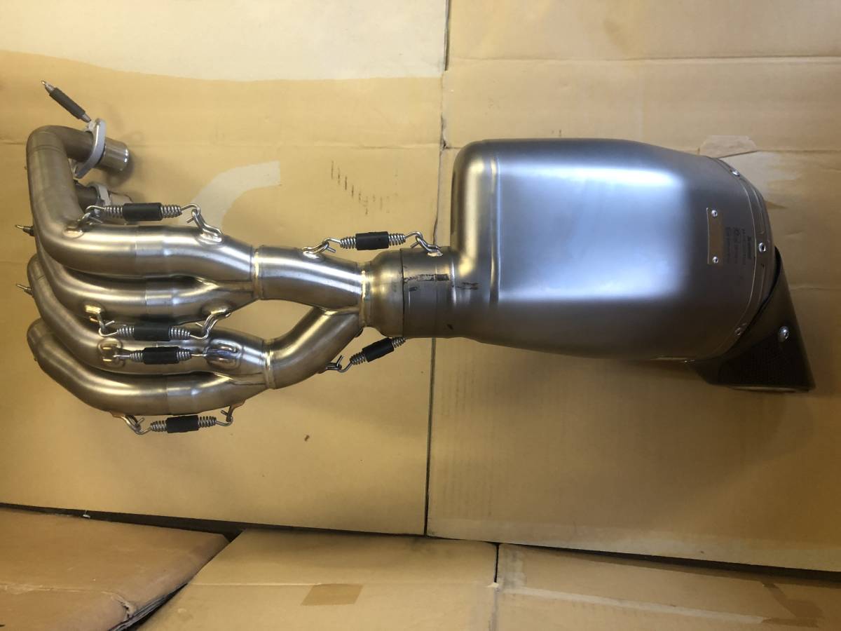 AKRAPOVICアクラポビッチ フルエキゾーストマフラー CBR650R/CB650R 