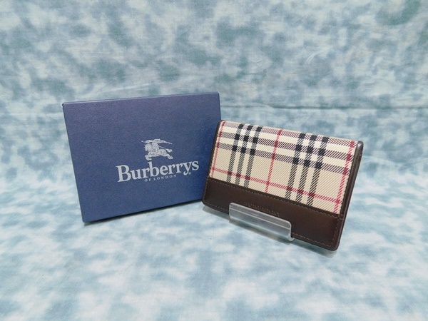 未使用✨　Burberry バーバリー　名刺入れ　パスケース　サフィアーノ バーバリー 名刺入れ パスケース 未使用 BURBERRY 名刺入れ バーバリー