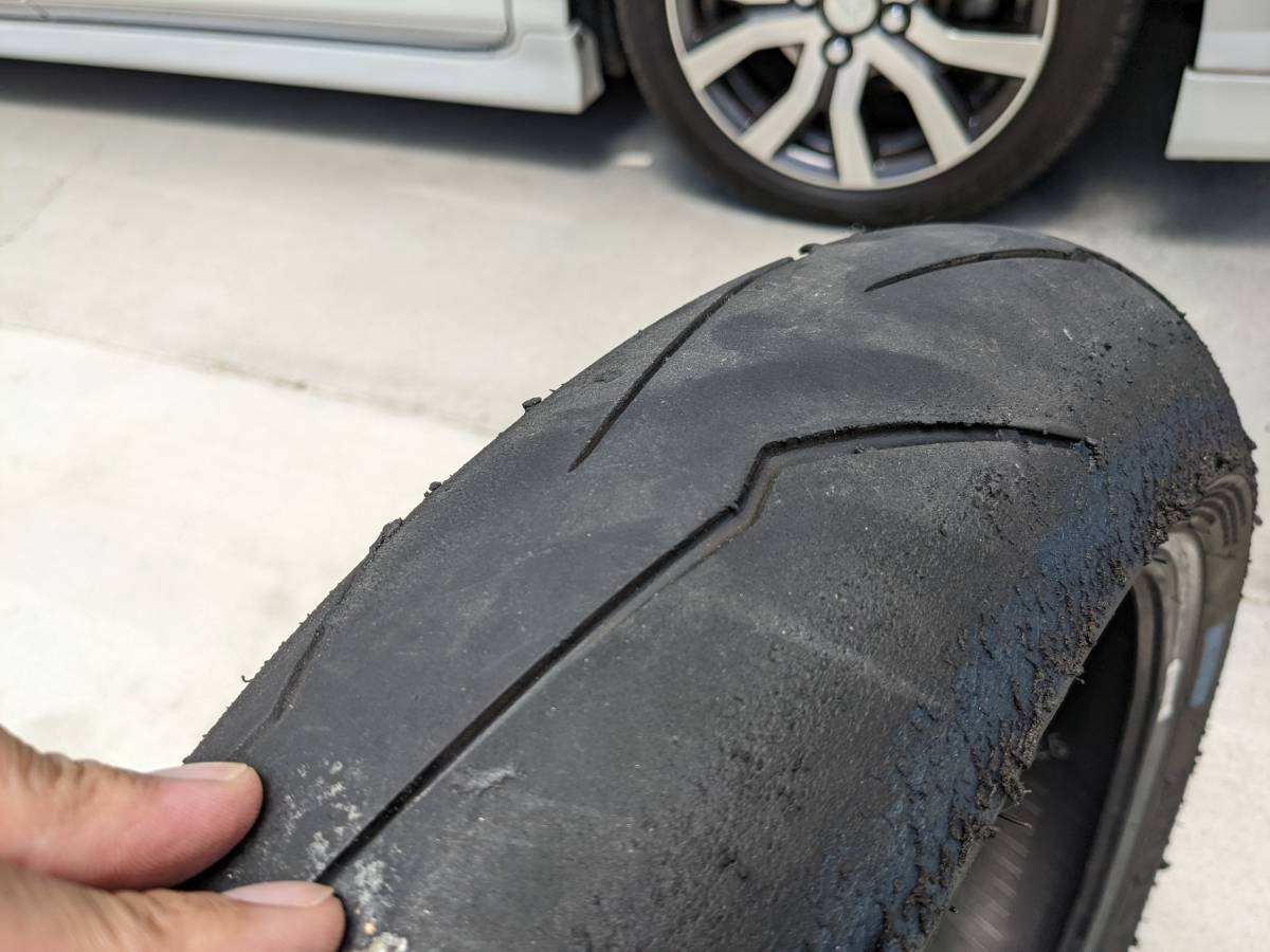 ピレリ　スーパーコルサ　SC1 V3 120/70 ！