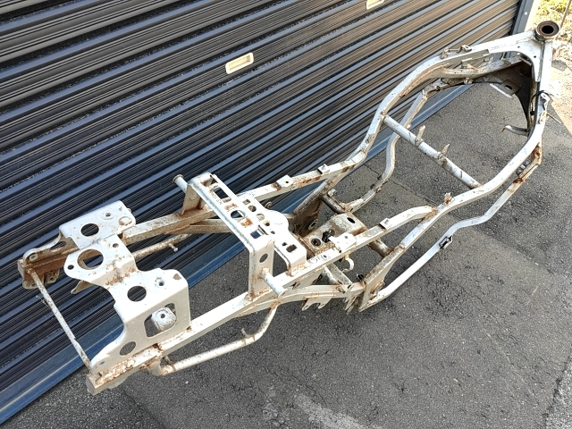 ☆ FZR 250 フレーム 書類付 2KR ☆ ヤマハ FZR(ヤマハ用)｜売買された