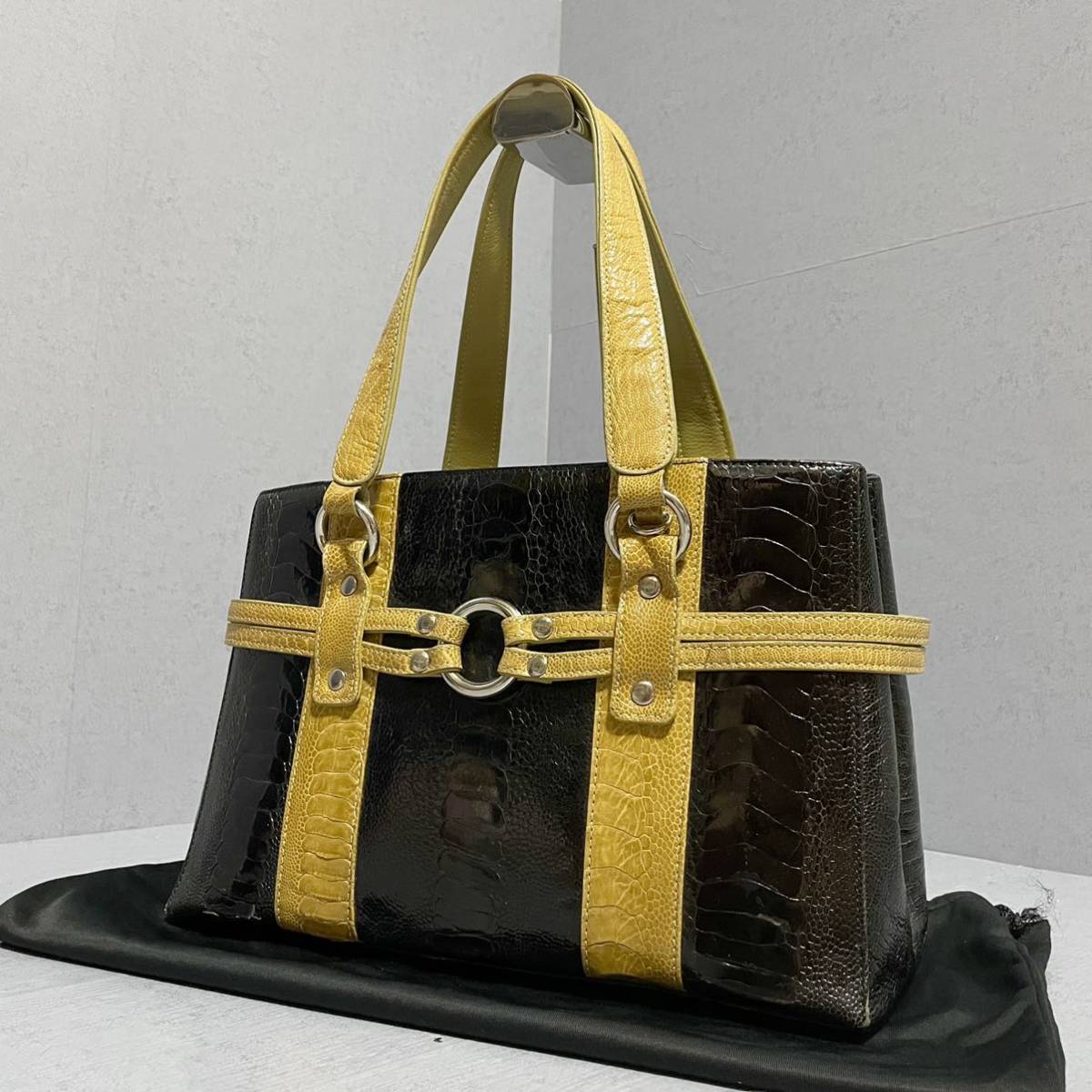 美品】本革 OSTRICH オーストリッチ シャイニング加工 多収納 バッグ 