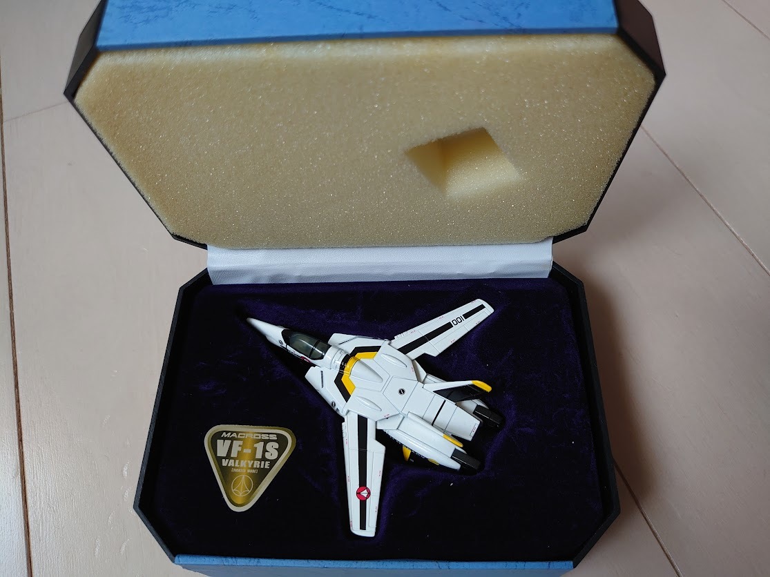 童友社 1/144 ダイキャストモデル VF-1S バルキリー 超時空要塞マクロス
