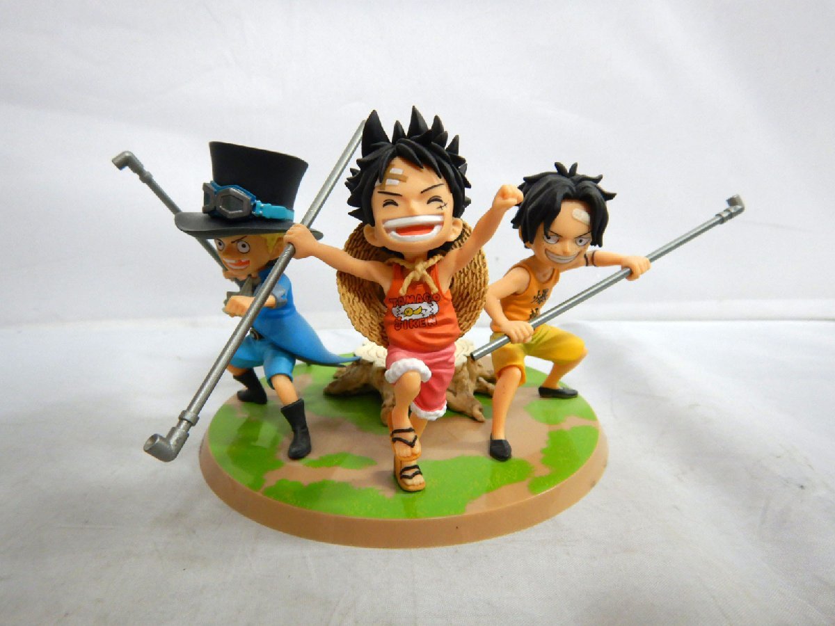 45 割引大流行中 ワンピース 缶バッジ 盃兄弟 エース サボ ルフィ 8点セット バッジ コミック アニメグッズ Www Angus Sk