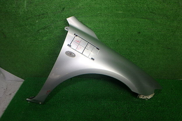 新作入荷，限定セール アテンザ LA-GG3S 右Fフェンダー 25H シルバーコントレイルメタリック GJ6A-52-111E(サイド)｜売買されたオークション情報、yahooの商品情報をアーカイブ公開 - オークファン マツダ用