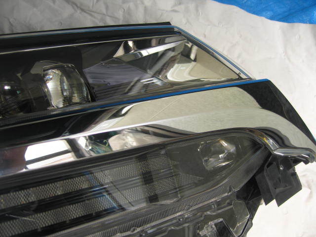 アルファード 30 後期 AGH30 3眼 LED 右側ヘッドライトユニット