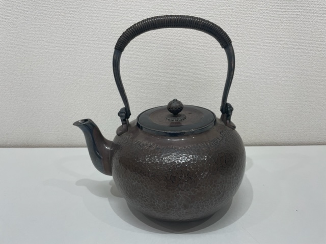 銅胎景泰藍.神獣三つ脚香炉・細密彫刻・見事な牡丹絵 中国七宝 中国
