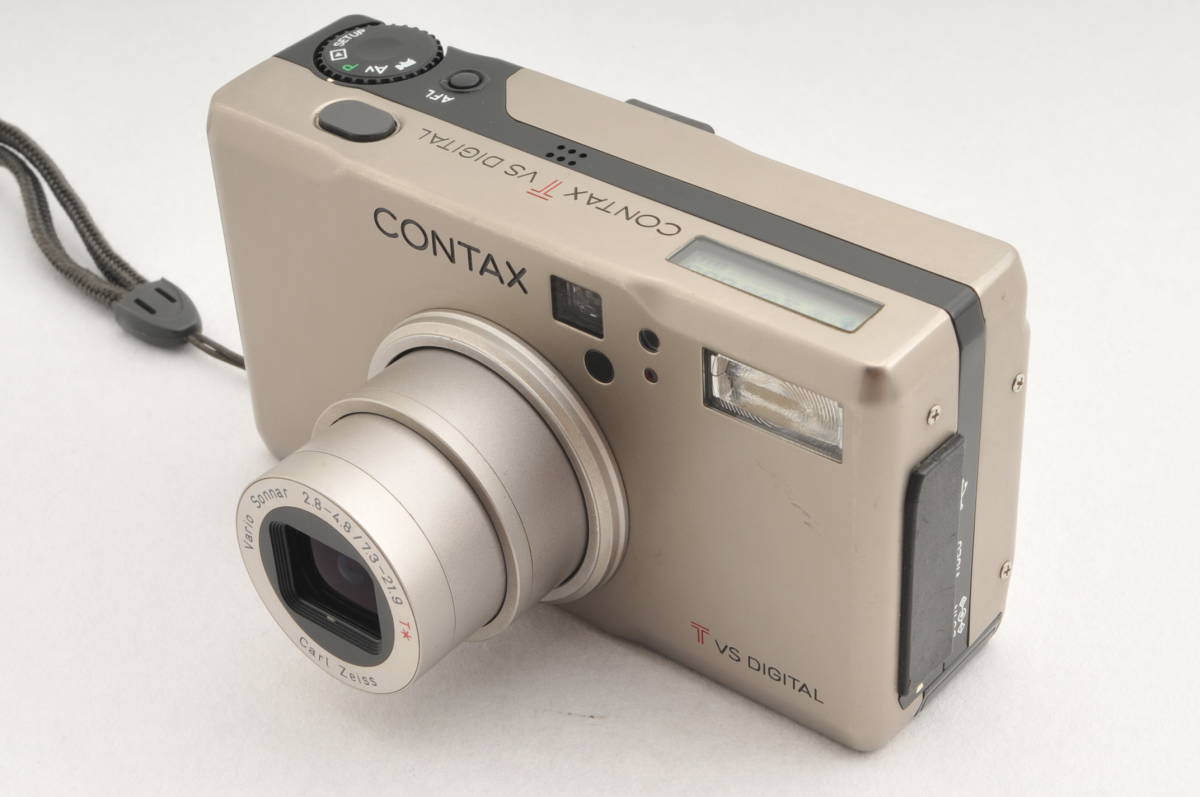 〓良品〓CONTAX コンタックス TVS DIGITAL チタンシルバー#2063 コンタックス TVS CONTAX [1126] フィルムカメラ DIGITAL(シルバー)