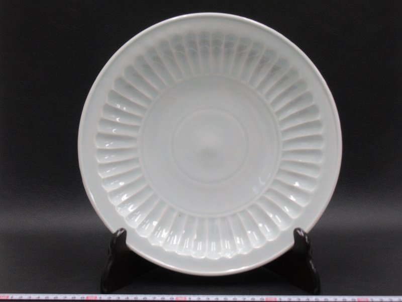 限定SALE，お得 D0840 白磁 鎬手 皿 大皿 径30cm 尺皿 しのぎ手皿(その他)｜売買されたオークション情報、yahooの商品情報をアーカイブ公開 - オークファン 陶磁一般