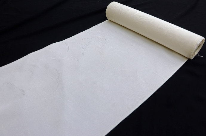 定番，低価 inagoya 夏休みBIGセール 超大量入荷 WHITE SILK 高級紋意匠-美しい地模様- 白生地 着尺 正絹 反物 w1794sk(未仕立て)｜売買されたオークション情報、yahooの商品情報をアーカイブ公開 - オークファン 未仕立て