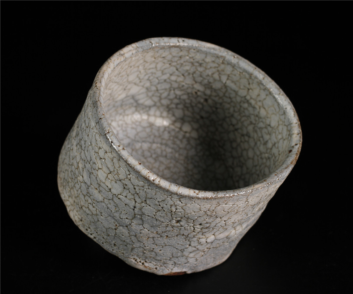 C8572 桃山時代 【鼠志野】 茶碗／箱付 美品g！h(志野)｜売買された
