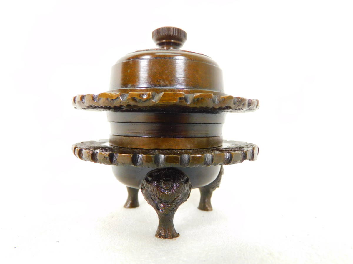 t2554 未使用 仏具 火舎香炉（かしゃこうろ） 色付き 真鍮製 約327g 直径約6.6cm